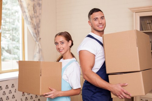 Packing and loading service for Northharrow home moves